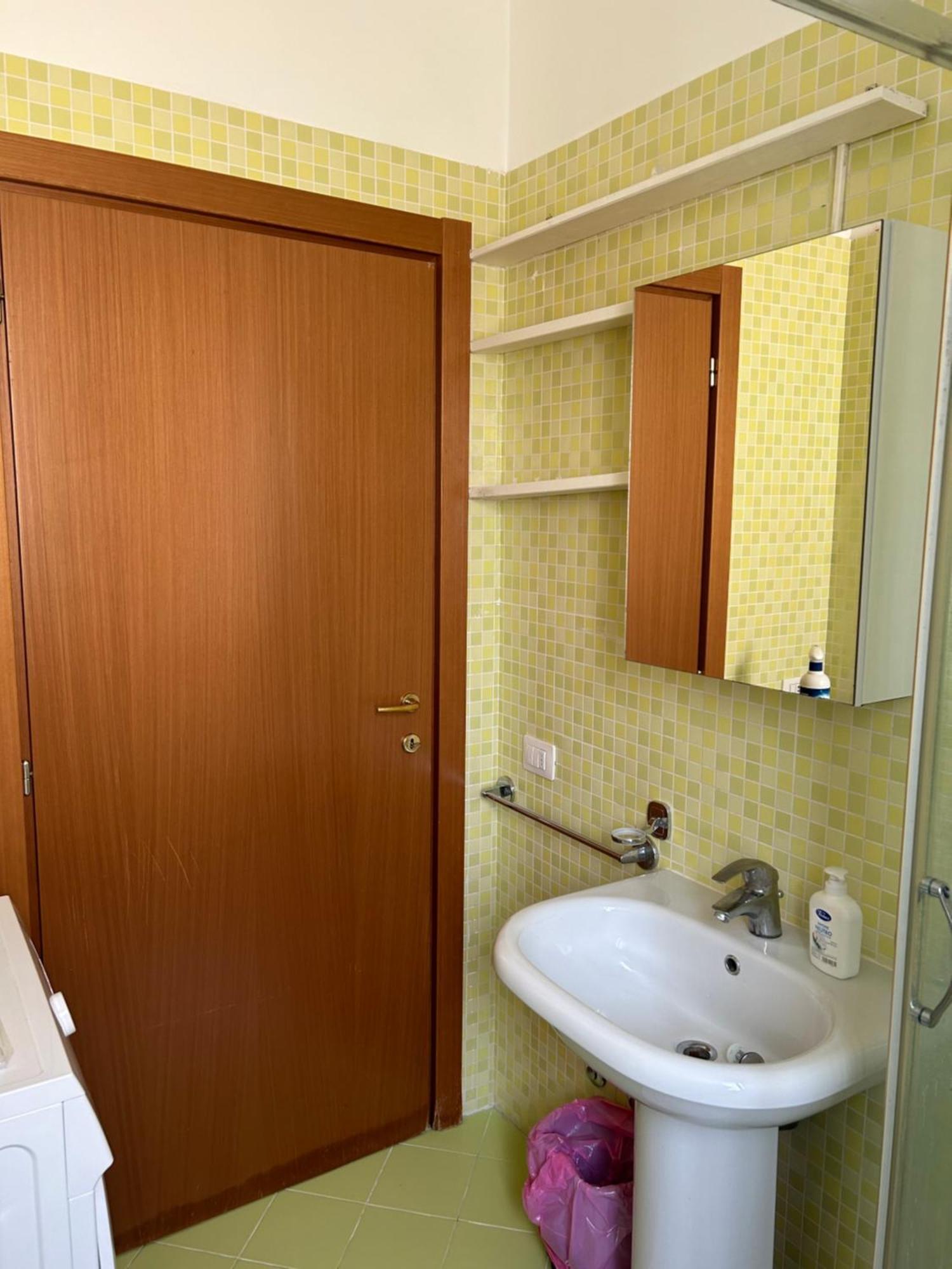 Residence Uno Studio&Suites Rimini Buitenkant foto